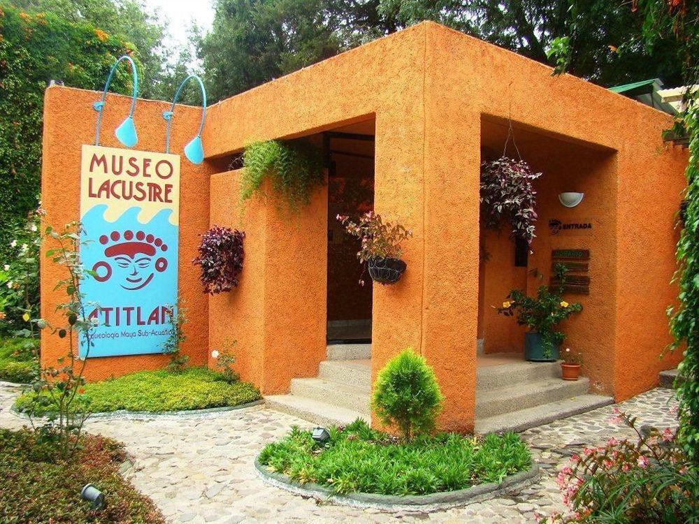 Hotel Posada De Don Rodrigo Panajachel Buitenkant foto