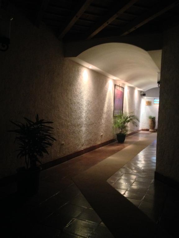 Hotel Posada De Don Rodrigo Panajachel Buitenkant foto
