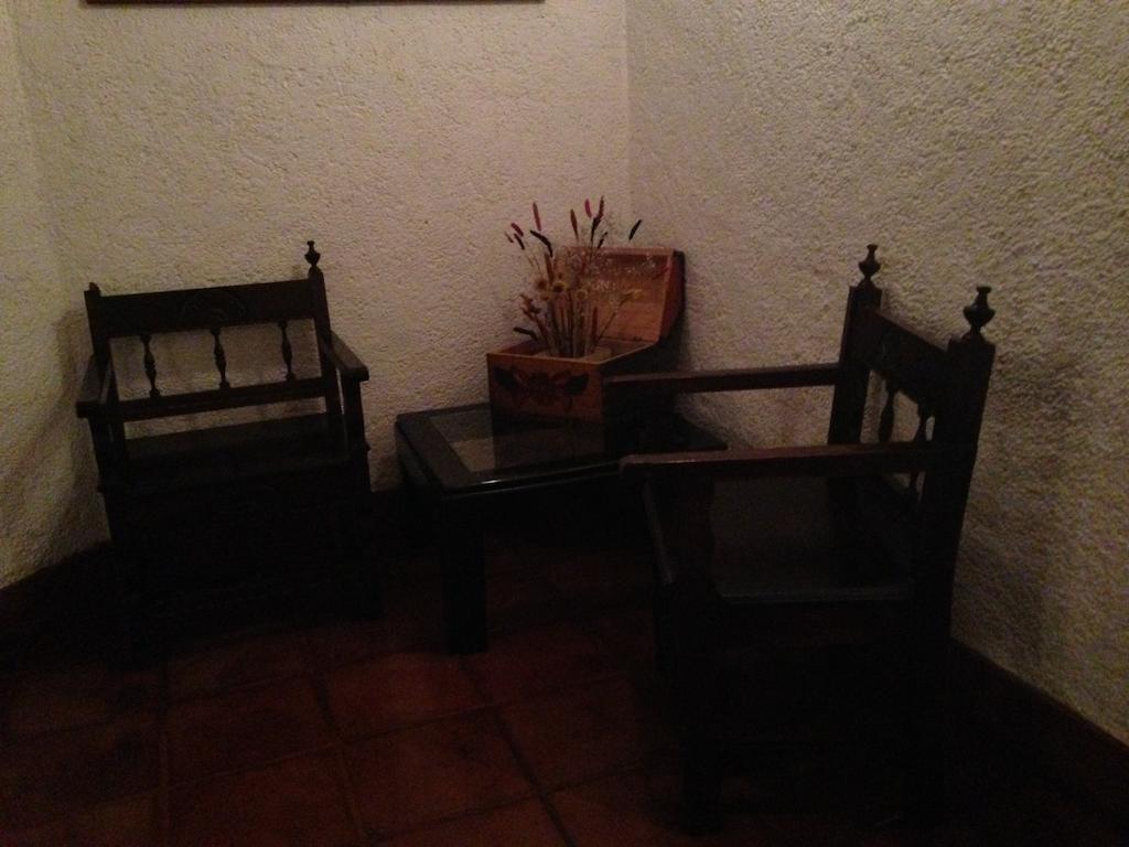 Hotel Posada De Don Rodrigo Panajachel Buitenkant foto