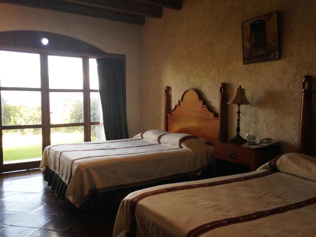 Hotel Posada De Don Rodrigo Panajachel Buitenkant foto