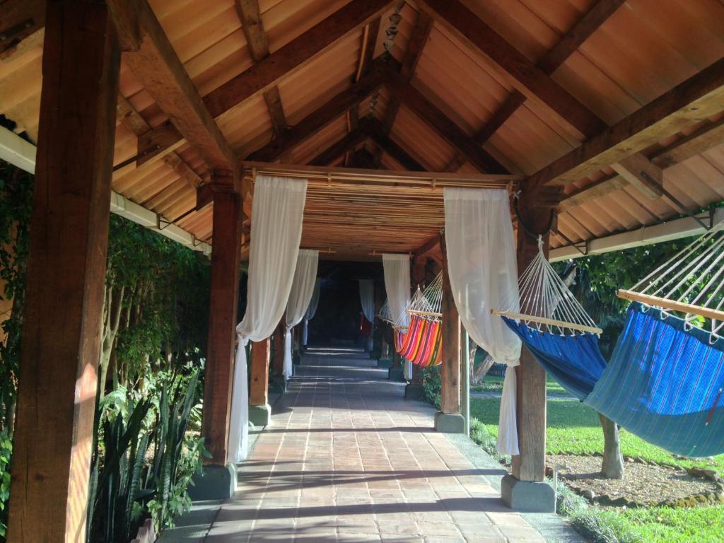 Hotel Posada De Don Rodrigo Panajachel Buitenkant foto